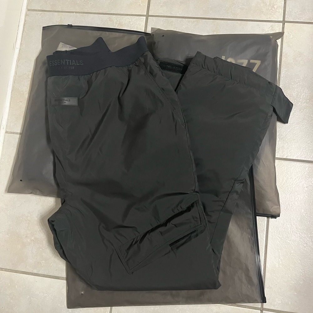 Fear of God Storm front pants (Iron)